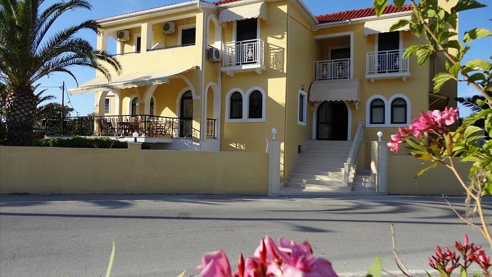 Konstantin Beach Hotel