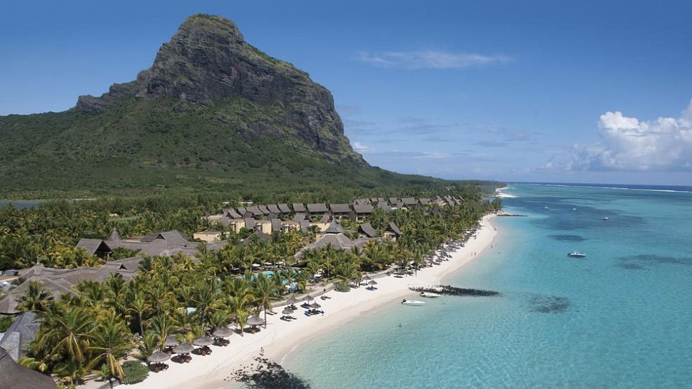 Paradis Beachcomber Golf Resort & SPA