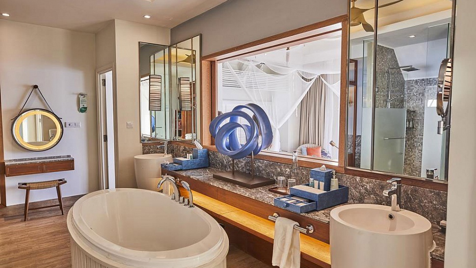 Centara Grand Island Resort & SPA