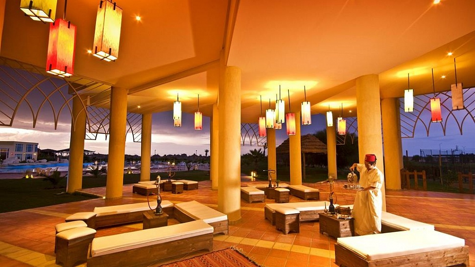 Лаунж с кальянами