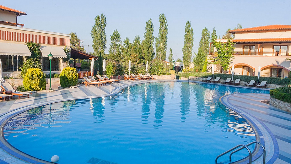 Открытый бассейн