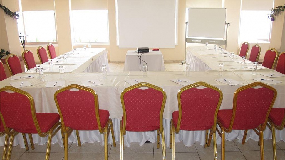 Конференц-зал