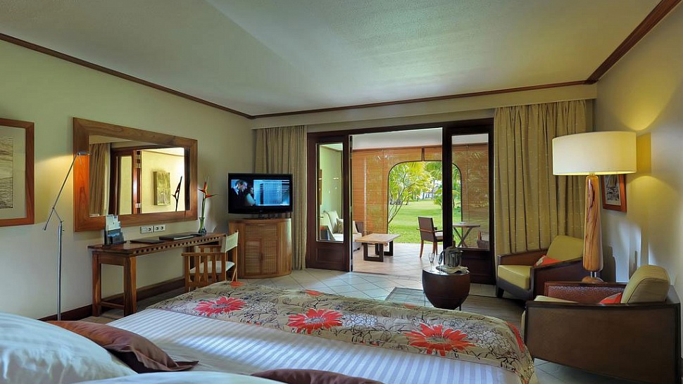 Paradis Beachcomber Golf Resort & SPA