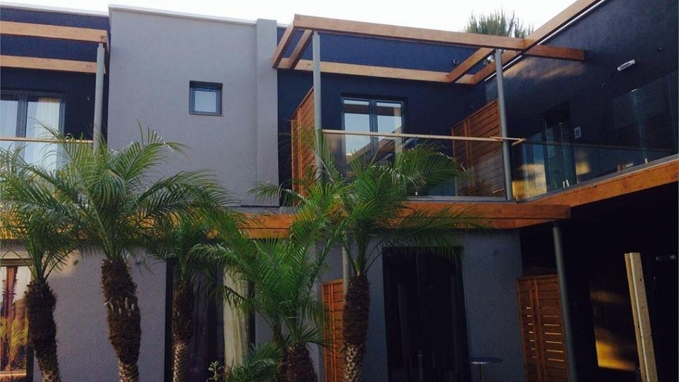 Двухэтажный корпус отеля