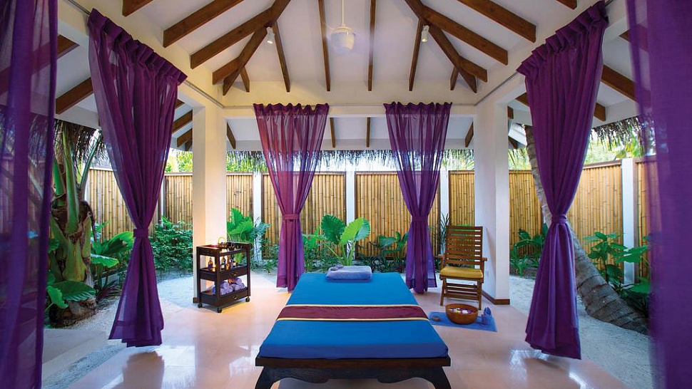 Oblu by Atmosphere at Helengeli